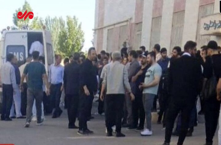 چاقوکشی در دانشگاه آزاد