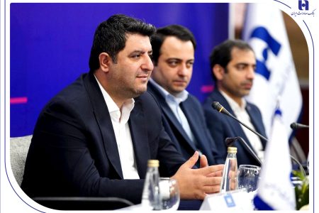 اصلاح نگاه ذی‌نفعان مختلف به نظام بانکی یکی از مهمترین ضرورت‌ها در نظام اقتصادی کشور است