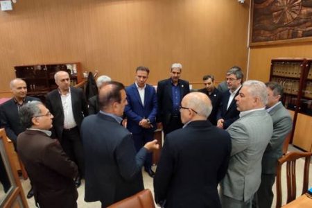 در جریان سفر مدیرعامل بیمه ایران؛ بازدید از شعبه تخصصی خسارت اتومبیل شهید مدنی تبریز