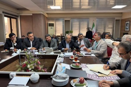 بررسی راهکارهای توسعه صنعت و معدن همدان