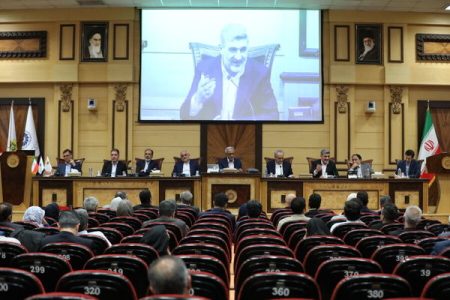 رئیس سازمان بورس و اوراق بهادار: رشد اقتصادی بدون بهره‌وری پایدار نخواهد بود