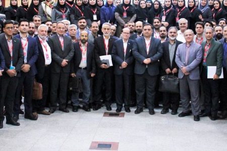 برگزاری همایش آموزشی بیمه دی با هدف توسعه دانش فنی شبکه فروش شرق کشور