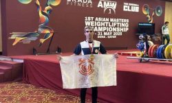 قهرمانی نماینده مجتمع مس سونگون در نخستین دوره مسابقات وزنه‌برداری پیشکسوتان آسیا