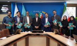 تجلیل مدیرعامل صندوق از نقش کلیدی روابط عمومی در اطلاع رسانی خدمات صندوق