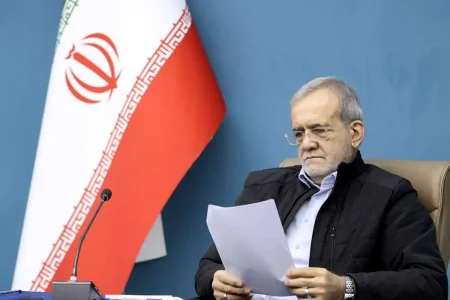 هشدار جدی پزشکیان به خودروسازان