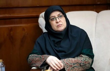 بازدید سخنگوی دولت از غرفه بانک ملی ایران در سی و ششمین نمایشگاه کتاب