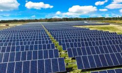 تحول در صنعت انرژی؛ برنامه دولت برای افزایش نیروگاههای خورشیدی