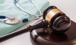 تحولی در نظارت بر خدمات پزشکی؛ سامانه جدید گزارش تخلفات فعال میشود