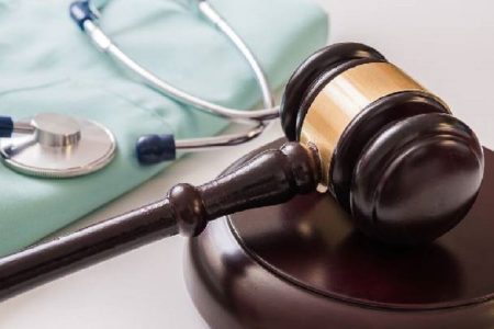 تحولی در نظارت بر خدمات پزشکی؛ سامانه جدید گزارش تخلفات فعال می‌شود