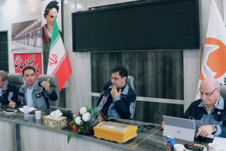 جلسه شورای معاونین و مدیران شرکت آلومینای ایران با حضور دکتر بادکوبه مدیر عامل شرکت