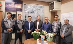مدیرعامل شرکت آلومینای ایران به مناسبت روز پزشک با پزشکان شرکت دیدار کرد