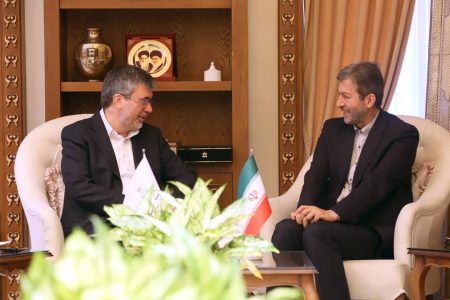 پشتوانه ۹۰ ساله بیمه ایران؛ امنیت اقتصادی سرمایه‌گذاران اصفهان