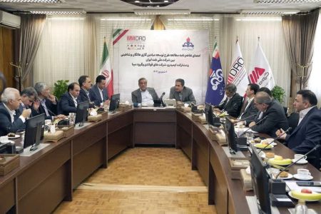 آقاجانلو: ظرفیت مازاد 20 میلیون تنی فولاد را فعال می کنیم