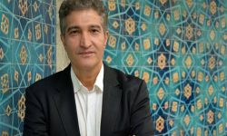 ناصر آویژه به نمایش «مکاشفات» پیوست