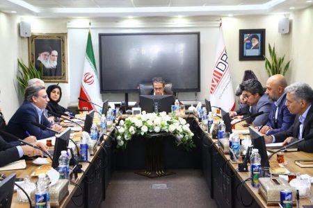 آقاجانلو: توسعه معاملات گواهی سپرده کالا حمایت از اقتصاد و تقویت تولید است