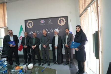 برگزاری مراسم تکریم و معارفه سرپرست جدید اداره‌کل آموزش فنی و حرفه‌ای همدان