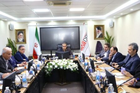 تاکید آقاجانلو بر حمایت مالی از طرح های توسعه فولاد کردستان