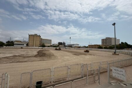 با حمایت شرکت فولاد هرمزگان صورت گرفت؛ آغاز عملیات بازسازی ورزشگاه تختی بندرعباس