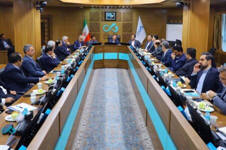 قطار بانک دی در ریل پیشرفت