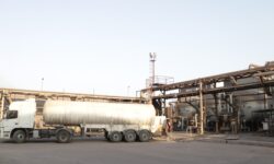 اهدای اکسیژن فولاد هرمزگان به بیمارستان خلیج فارس بندرعباس