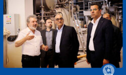 بانک تجارت با برنامه راهبردی تأمین مالی زنجیره‌ای، حامی صنعتگران و تولیدکنندگان کشور است