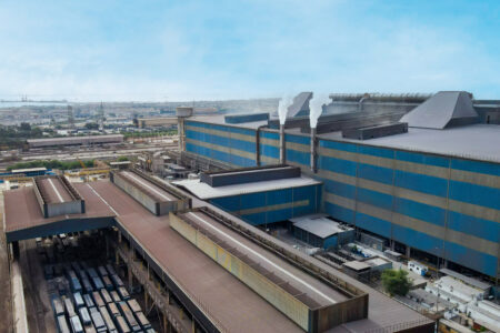 رشد چشمگیر سودآوری فولاد هرمزگان در نیمه نخست سال ۱۴۰۴