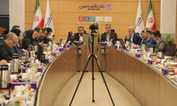 سخت‌گیری بی‌دلیل نسبت به مشتریان، فاقد توجیه است