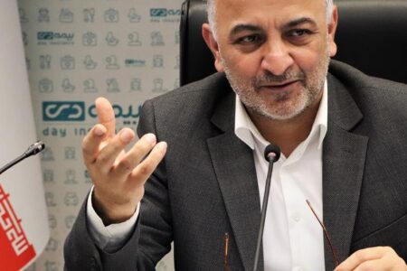  وجود ۴.۵ میلیون بیمه‌گزار سرمایه ارزشمند بیمه دی است/ باید برای در صدر ماندن، تلاش‌ها را افزایش داد