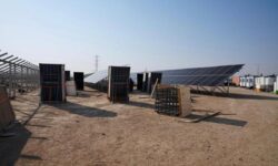 آغاز نصب پنل‌های خورشیدی در نیروگاه ۱۵.۲ مگاواتی شرکت پالایش گاز بیدبلند خلیج‌فارس