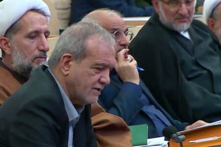 افتتاح طرح بزرگ تولید لوله‌های فولادی بدون درز در قزوین با حمایت مالی بانک صنعت و معدن