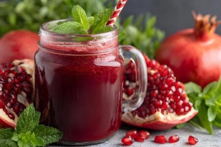 آب چغندر یا آب انار؛ کدام‌ یک برای فشار خون معجزه می‌کند؟