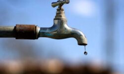 تداوم افت فشار آب در مناطق مختلف کشور