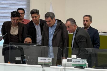 بازدید سرزده رئیس کل بیمه مرکزی از شعبه نوشهر بیمه البرز