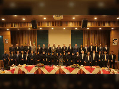 زرندی مقدم ‌در آخرین مجمع منطقه‌ای بانک اقتصادنوین: رشد متوازن بانک در همه شاخص‌ها مدنظر است