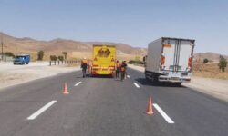 ایمنسازی دو نقطه حادثهخیز در محورهای تویسرکان