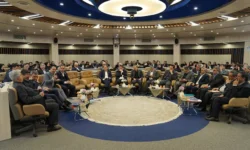 بانک ملی ایران با انسجام سازمانی به استقبال اهداف توسعه‌ای می‌رود/ صیانت از اعتماد مردم؛ خط‌مشی اصلی بانک ملی ایران