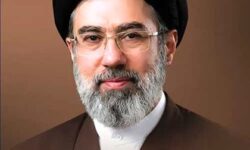 اعلام بیعت مدیران و کارکنان شرکت‌‌های هلدینگ توسعه معادن و فلزات(ومعادن) با رهبر معظم انقلاب اسلامی
