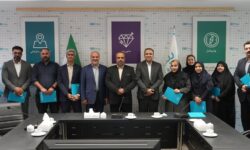 مراسم تقدیر از برندگان مسابقه عکاسی بیمه دی