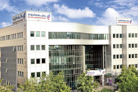​بانک رفاه به تمامی کارگران کشور اعتبار ۲۰۰ میلیون ریالی اعطاء می‌کند