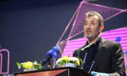 تولید شمش فولاد به مرز 30 میلیون تن رسید/ فولادی ها در حال تولید شبانه‌روز هستند