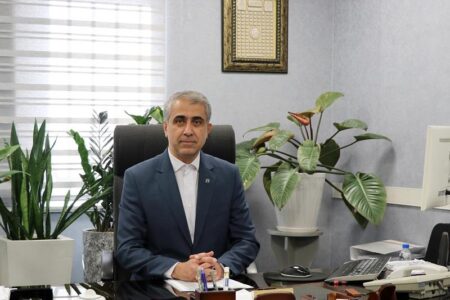 بانک مسکن ۲۷۶ میلیارد تسهیلات به آسیب دیدگان جنگ رمضان در منطقه شرق تهران پرداخت کرد