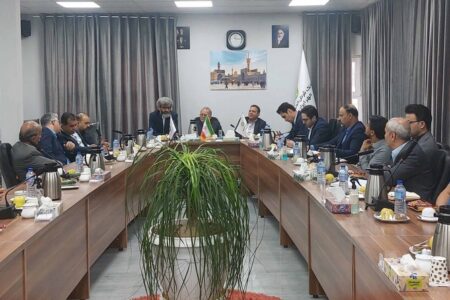 بانک مهر ایران در حمایت از صنعت نقش مؤثر دارد
