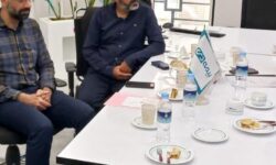 بازدید مدیرعامل بیمه دی از شعبه کاشان؛ تمرکز بر ارتقای عملکرد و تقویت تعاملات اجتماعی