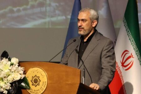 بانک‌های دولتی در مسیر اصلاح قرار می‌گیرند/ منابع صندوق توسعه با اصلاح قانون به سمت سرمایه‌گذاری هدایت می‌شود