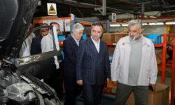 افزایش تعاملات بانک صادرات و پارس خودرو در جهت توسعه محصولات و رفع موانع تولید