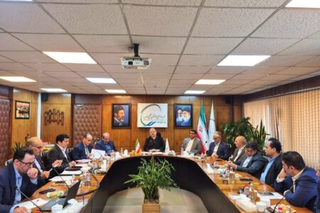حمله دشمن به هیچ عنوان به مزیت عمده هلدینگ خلیج فارس لطمه نزد/ ارزش بنیادین دارایی‌ها و سود حفظ شد/ نمادهای بورسی گروه صنایع پتروشیمی خلیج‌فارس آماده بازگشایی می‌شوند/ امکان تأمین کامل نیاز بازار داخلی PET فراهم شد/ برنامه افزایش سرمایه فارس به ۲۰۰ هزار میلیارد تومان