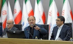 شریعتمداری: مدیران عامل، مسئول تامین مالی پروژهها هستند/ از مسائل فرهنگی و پرورش نیروی انسانی فاخر غفلت نشود