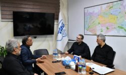 خدمترسانی صنایع شیر ایران (پگاه) به زائران مراسم وداع با رهبر شهید در مشهد مقدس
