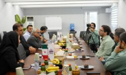رئیس سازمان صمت استان هرمزگان: سرمایهگذاری فولاد هرمزگان بر نوآوری، آیندهنگرانه است