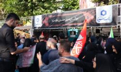 برپایی موکب بانک سینا در مسیر راهپیمایی جاماندگان اربعین حسینی